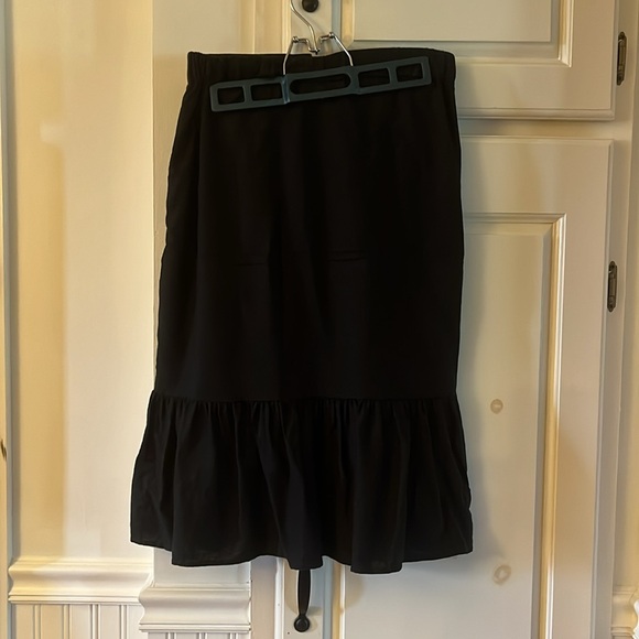 Black linen skirt size 2 - Picture 3 of 5